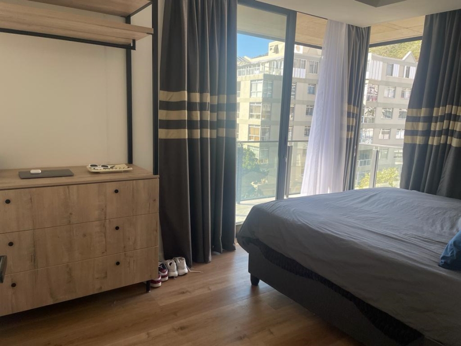 2 Bedroom Property for Sale in Sea Point Western Cape